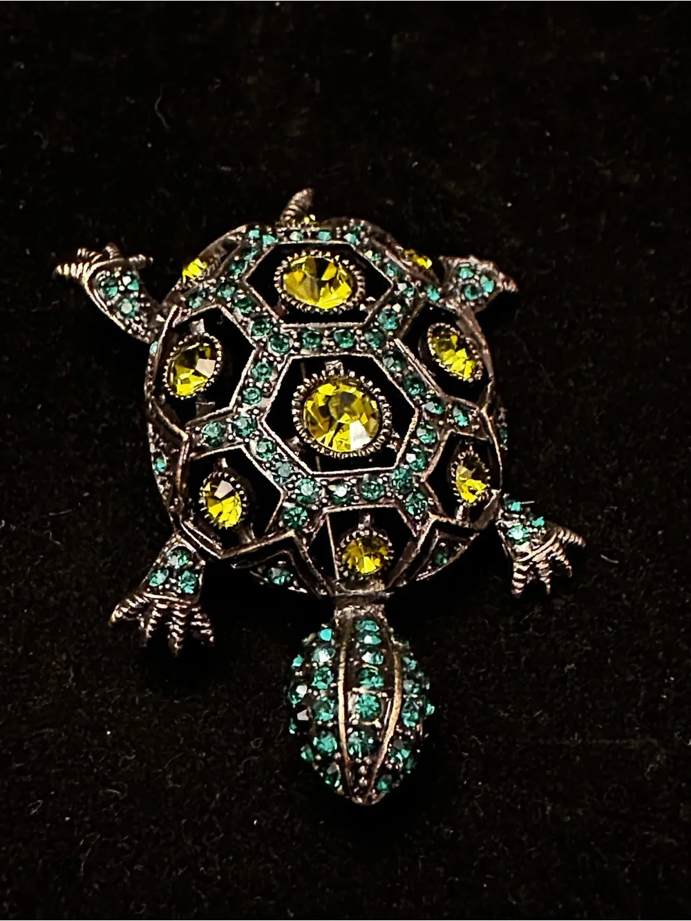 Sparkling Turtle Brooch in Yellow and Teal Crystal